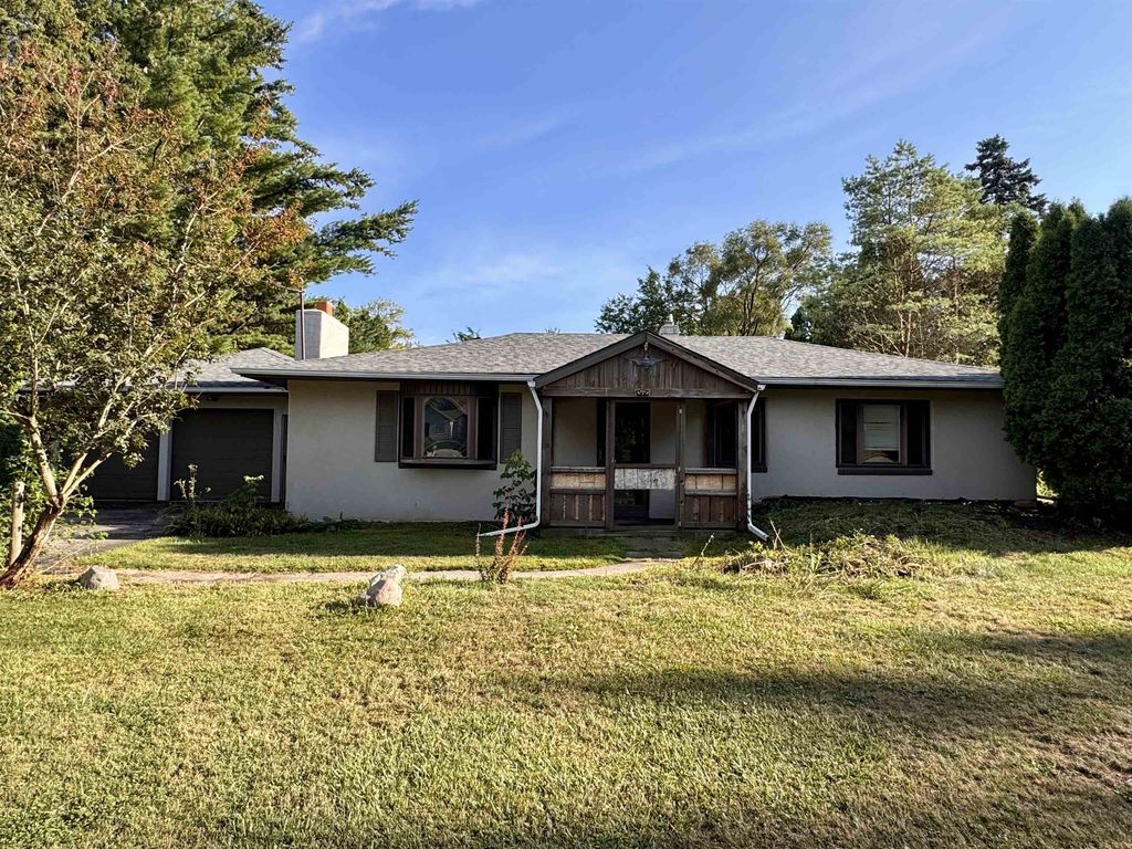 7480 E Potter Rd, Davison township