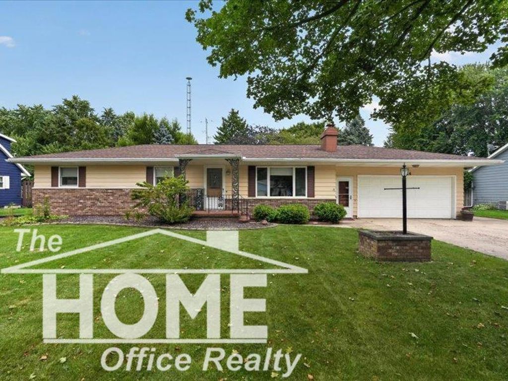 824 Krust Dr, Owosso city
