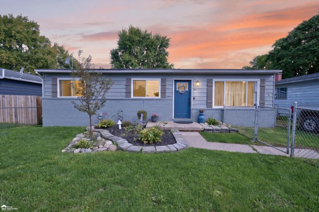 107 E Naldrette St, Durand
