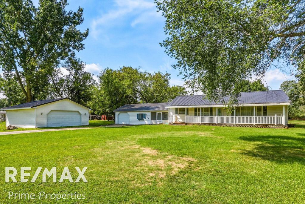 9284 Bray Rd, Millington