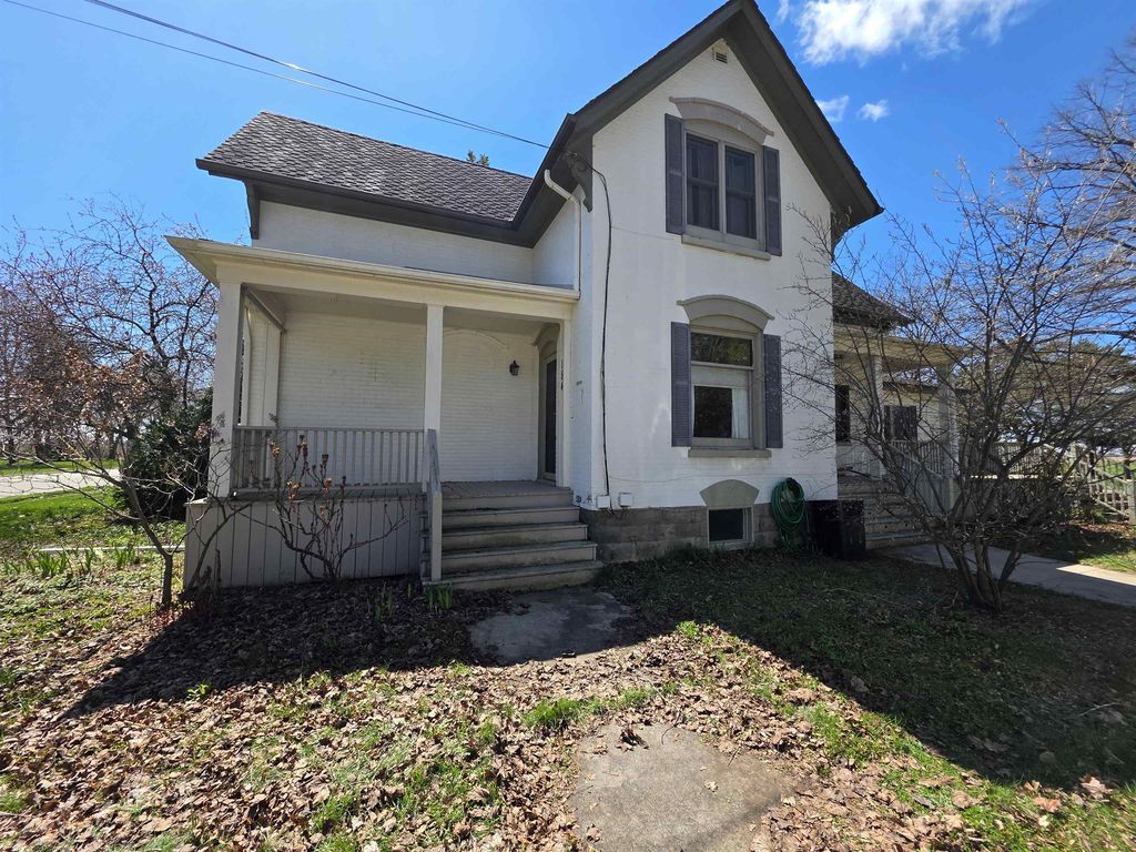 184 S Main St, Elkton