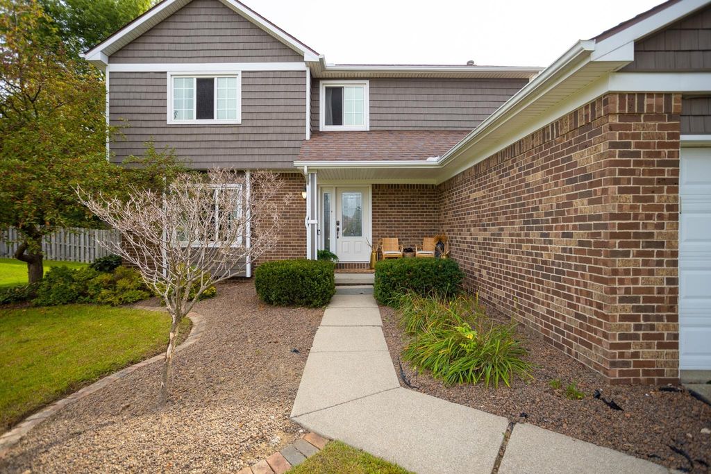 5045 Rockwood Dr, Grand Blanc charter township