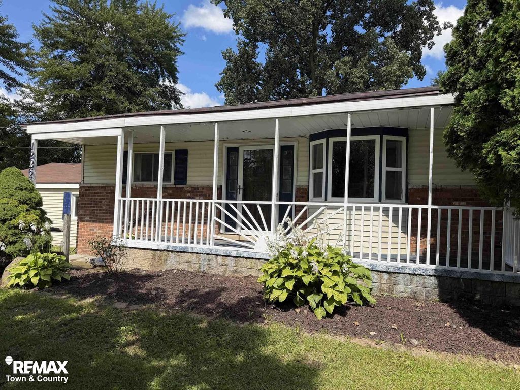 12365 Burt Rd, Birch Run