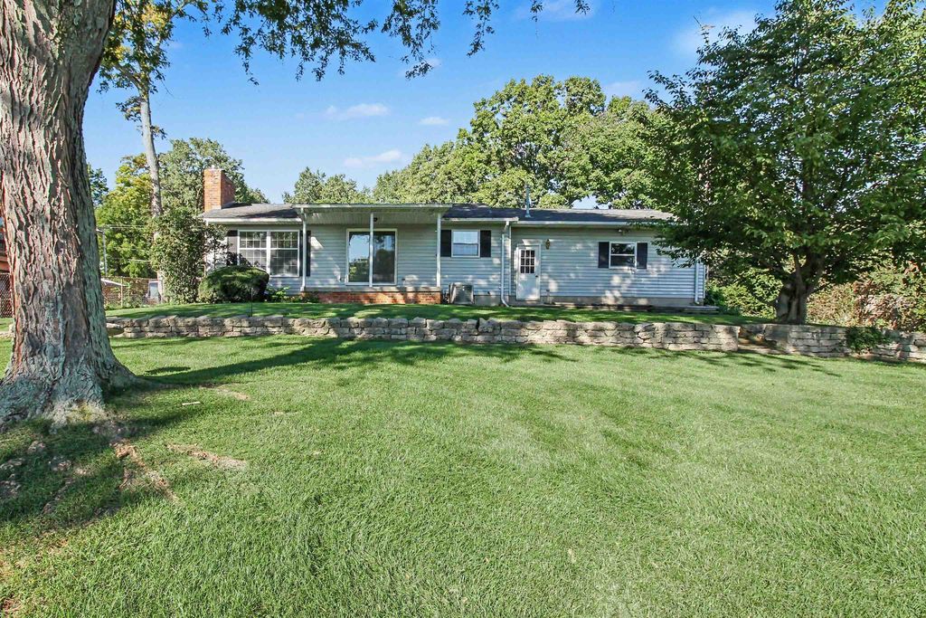 16427 Hi Land, Fenton charter township