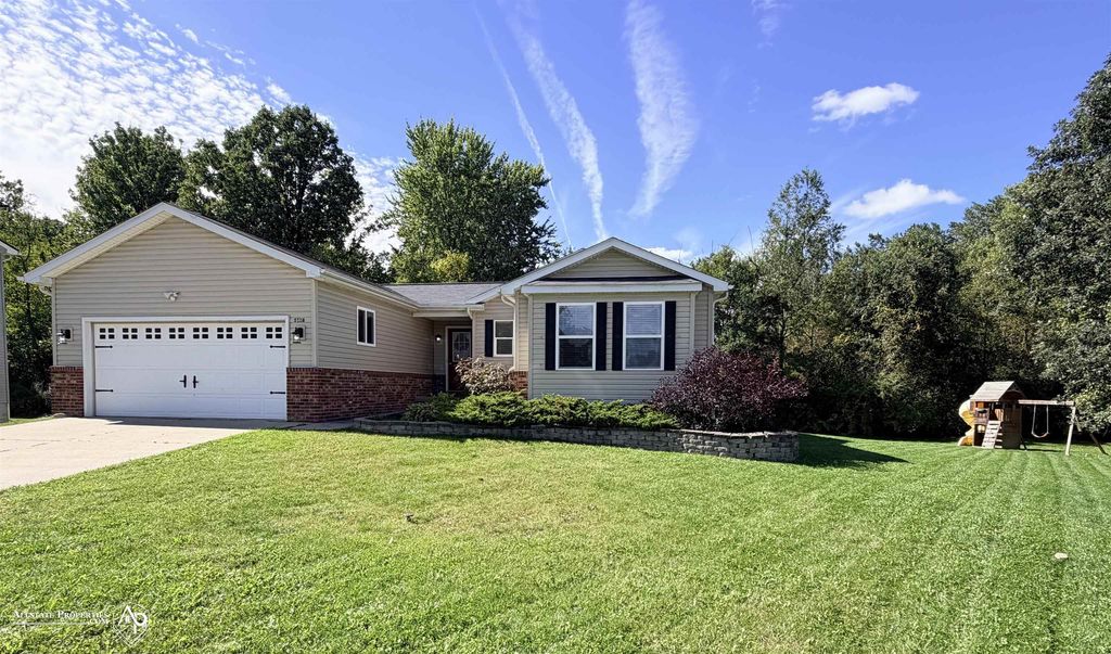 5118 Redwood Ln, Grand Blanc