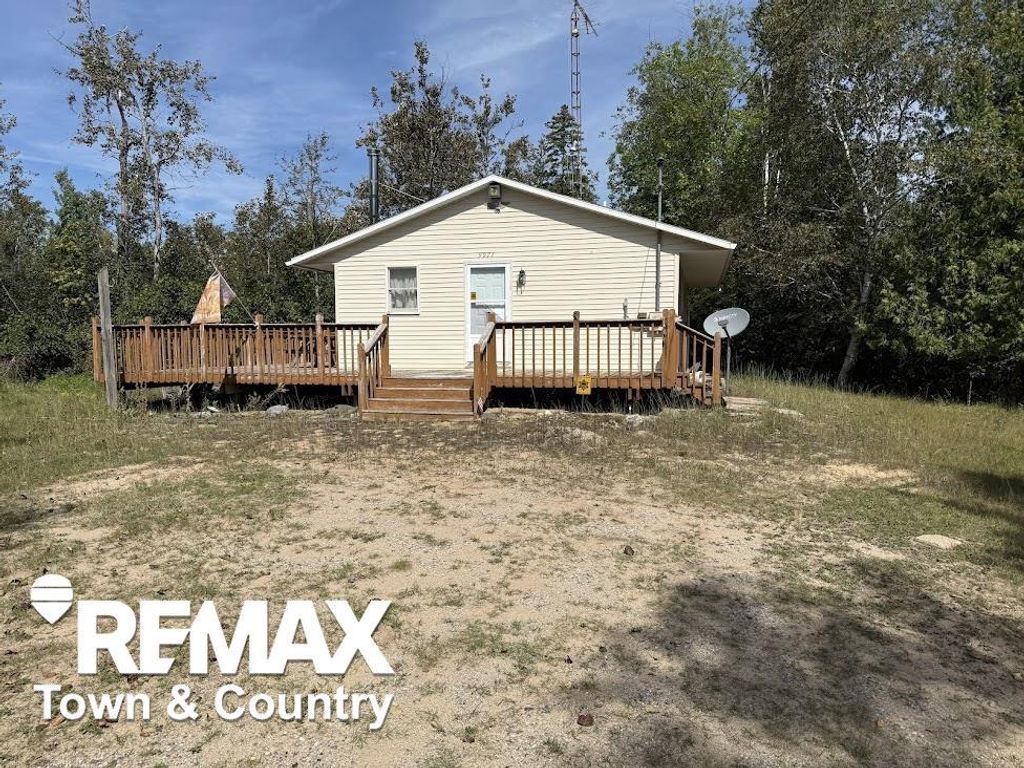 5971 E Point Rd, Harrisville