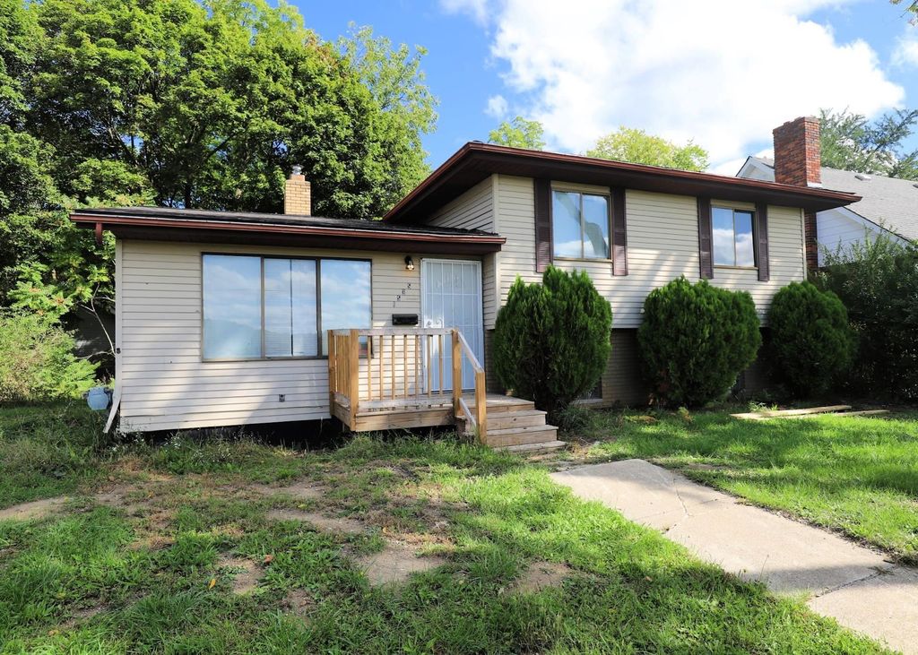 1535 Kearsley Park Blvd, Flint