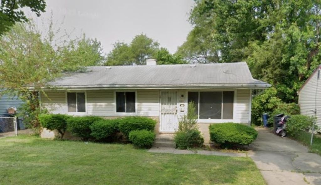 6513 Allison Dr, Flint