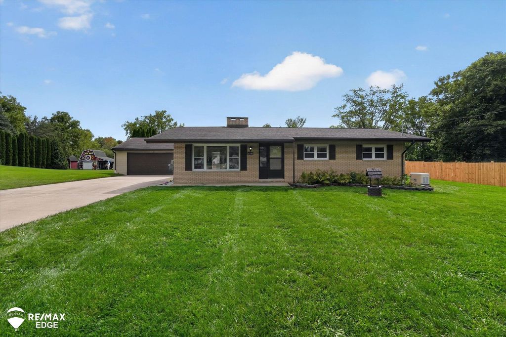 3338 Shannon Rd, Burton