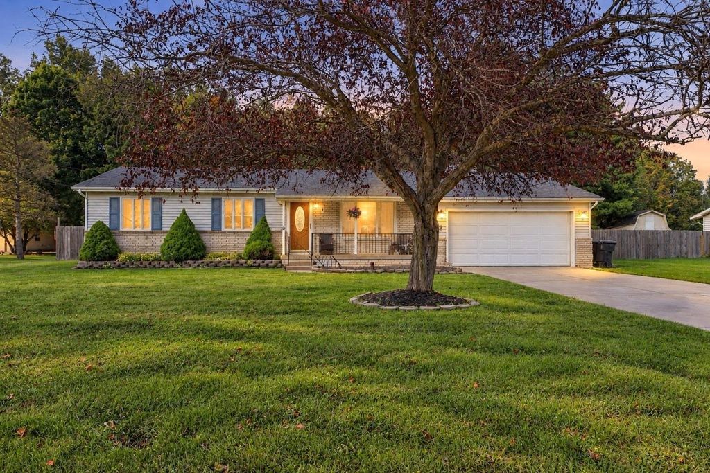 5405 Tipperary Ln, Genesee