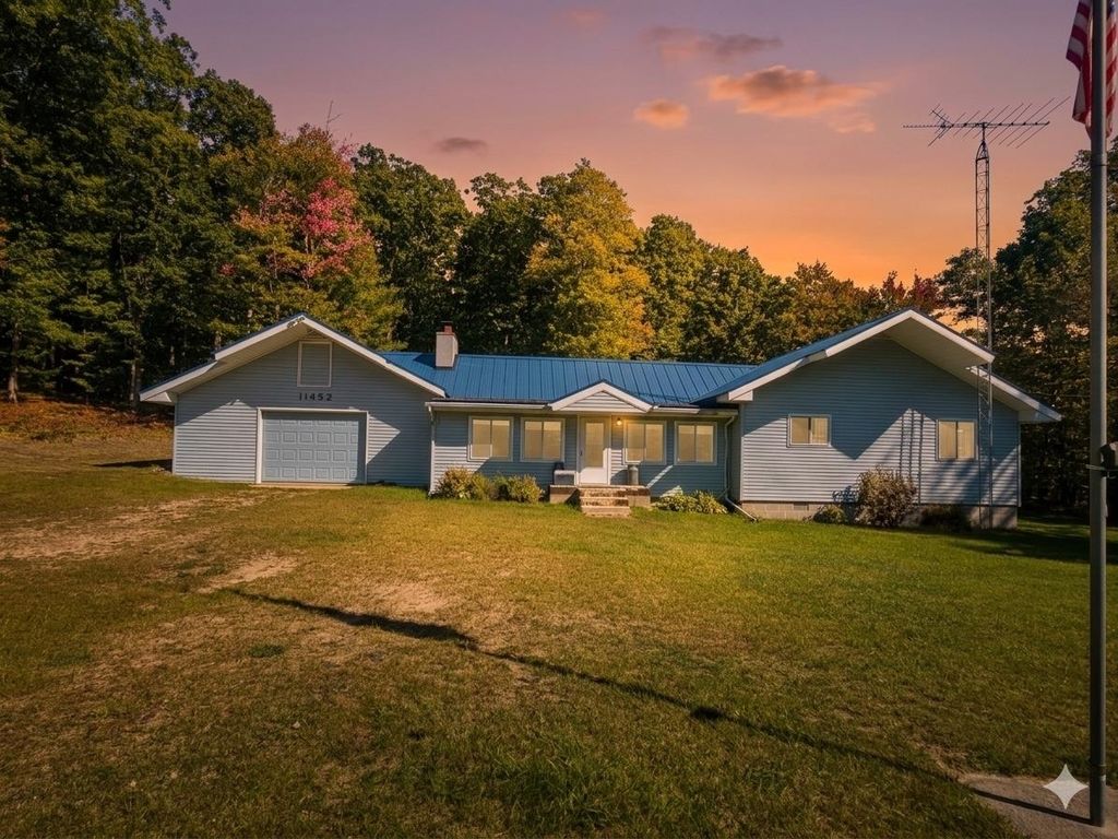 11452 N Muskegon Rd, Roscommon