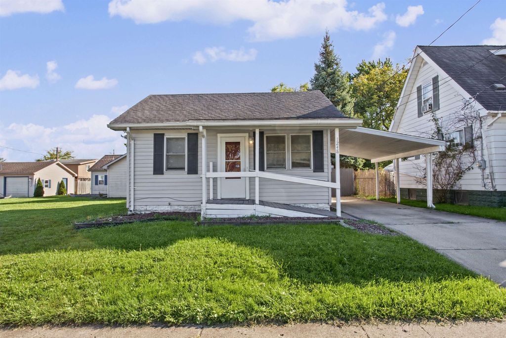 1248 Wells, Burton