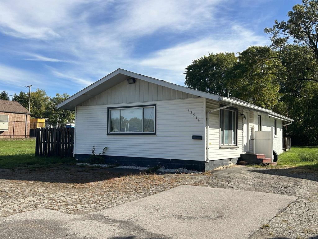 12514 N Saginaw St, Mount Morris