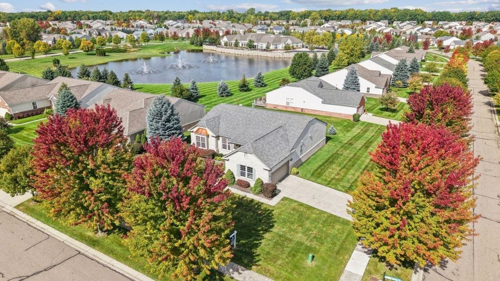 6351 Prairie Dunes Dr, Grand Blanc