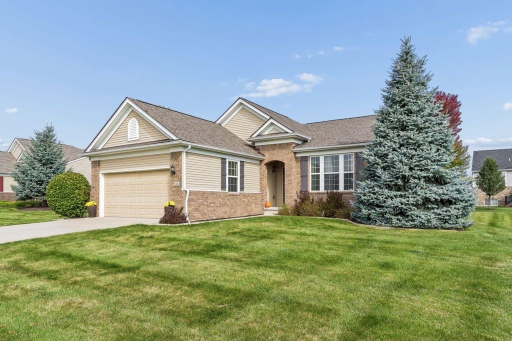 6195 Shadow Creek Ln, Grand Blanc