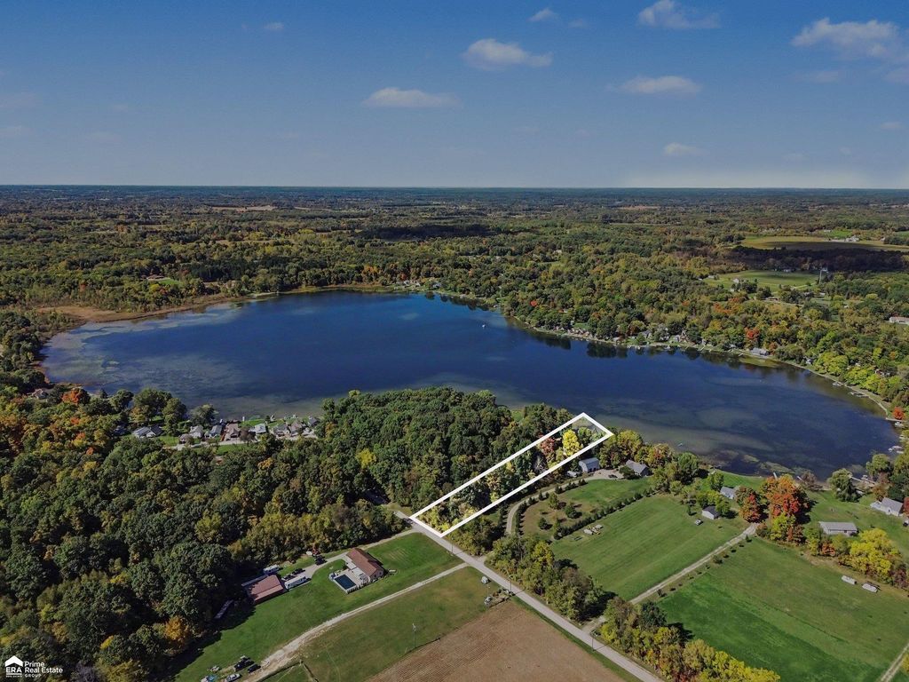 831 N Lake Pleasant Rd, Attica