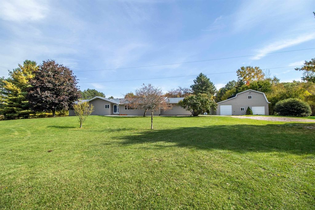 8945 Belsay Rd, Millington