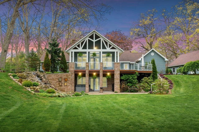 46132 86th Avenue, Hamilton township