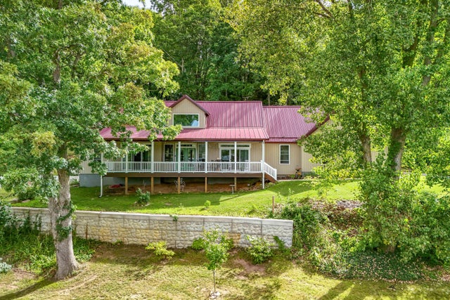 5211 Long Lake Road, Reading township