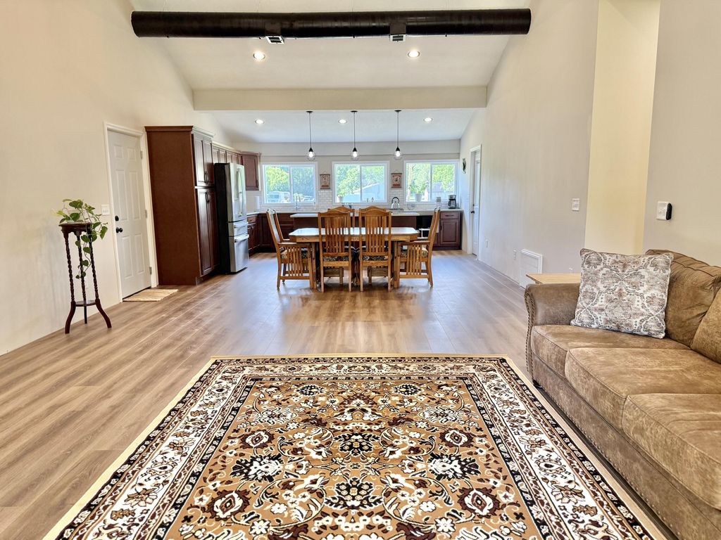 331 E State Street, Hanover village