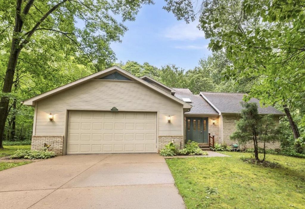 2900 Noon Road, Leoni township