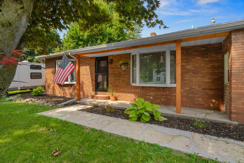 114 Emerson Street, Wright township