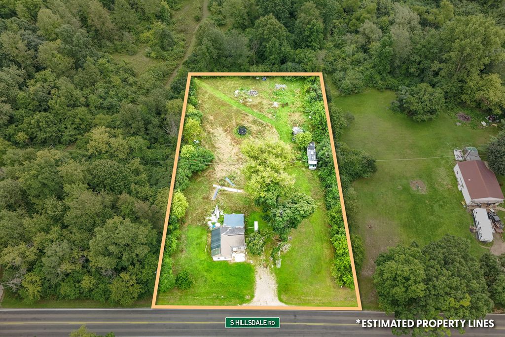 1451 S Hillsdale Road, Hillsdale township