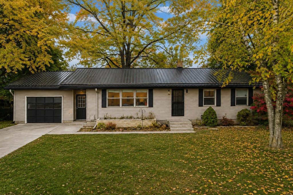 1055 Spruce Street, Fremont city