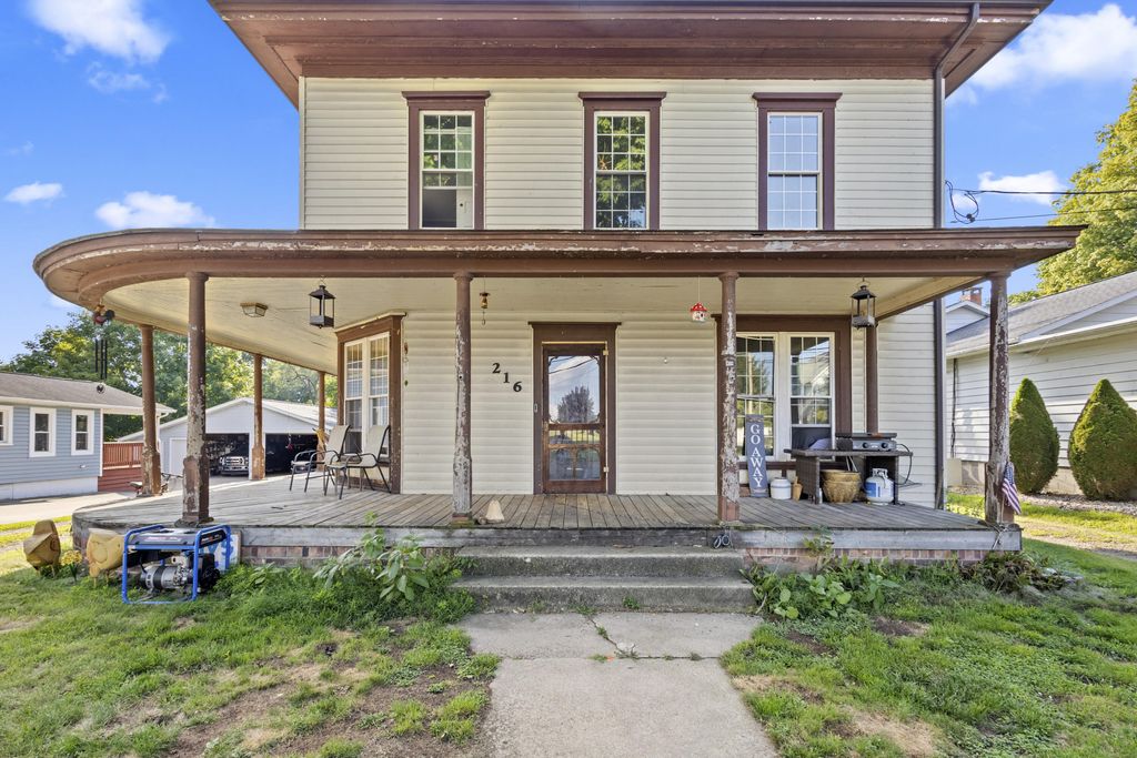 216 N Chicago Street, Litchfield city