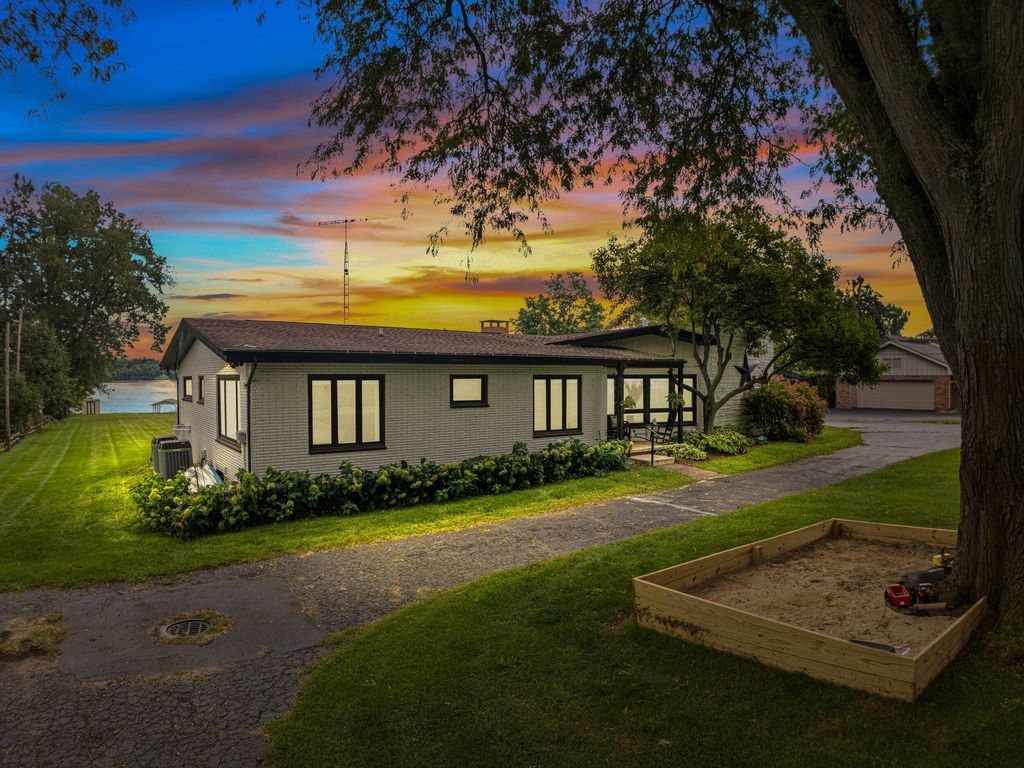 1811 Steamburg Road, Hillsdale