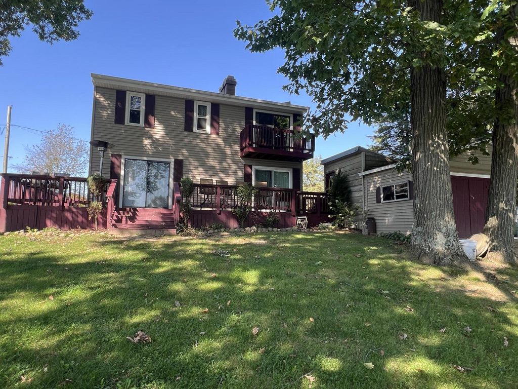 4431 Kim Drive, Hillsdale