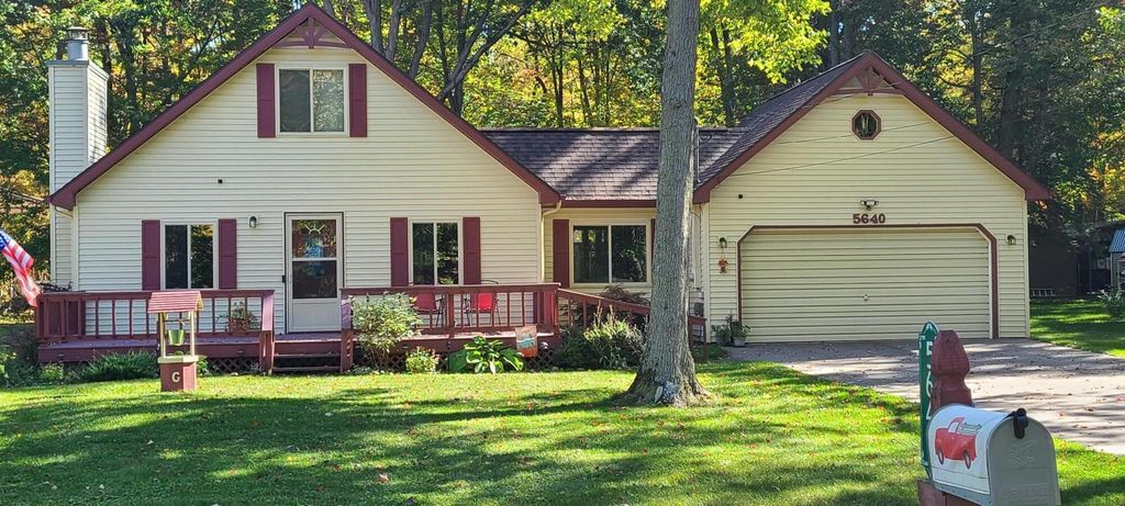 5640 N Reserve Road, Roscommon
