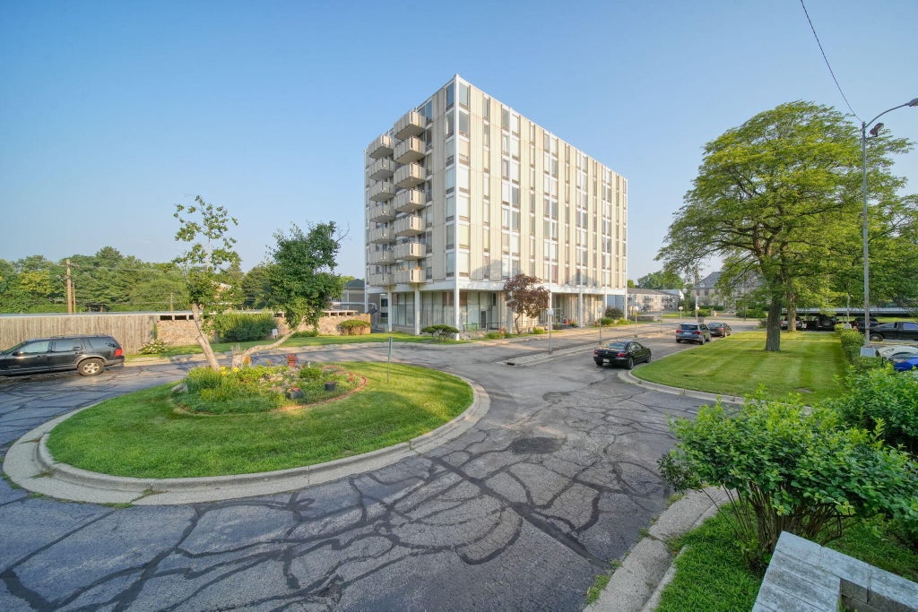 715 W Michigan Avenue Unit: 202, Jackson city