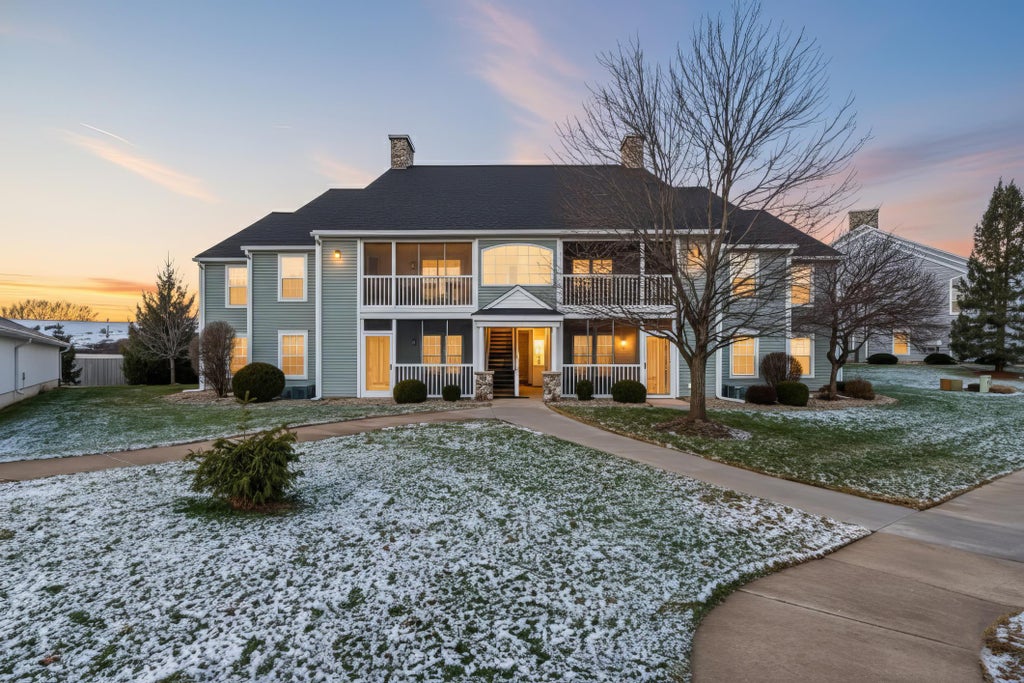 778 W Barrington Circle, Summit township