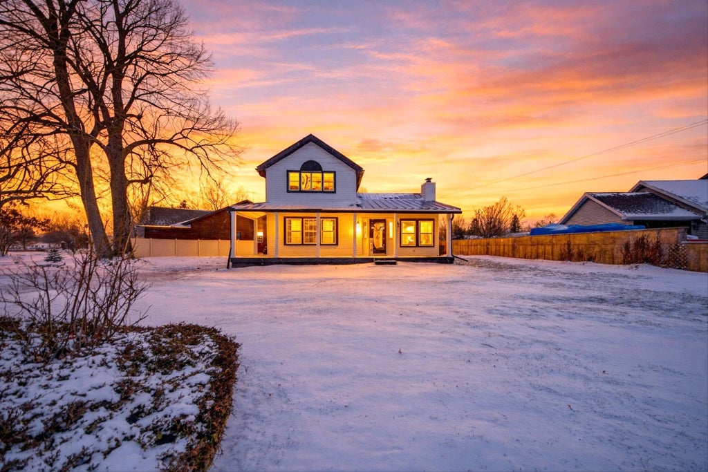 210 W Grove Avenue, Leoni township