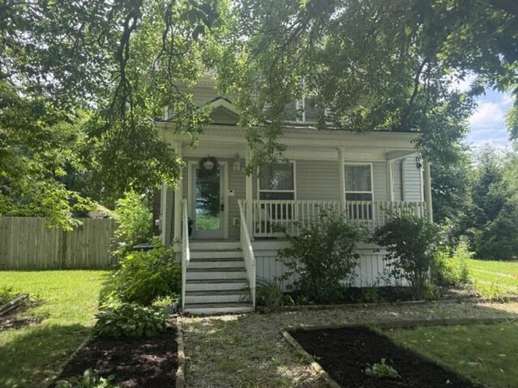 121 Frost Street, Jackson city