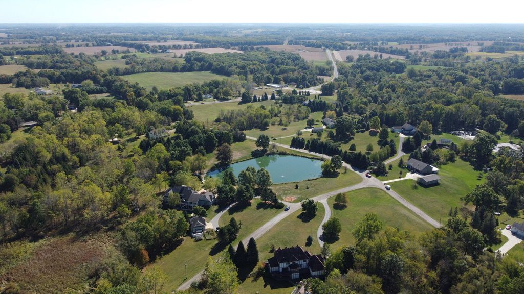 9733 Blue Heron Drive, Hamlin township