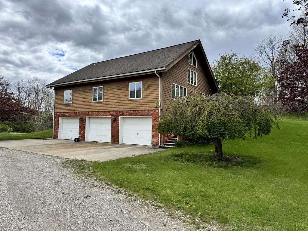 6999 M 50, Franklin township