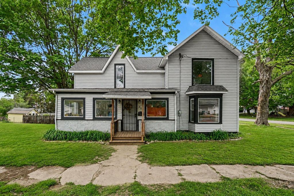 201 Clinton Street, Homer township