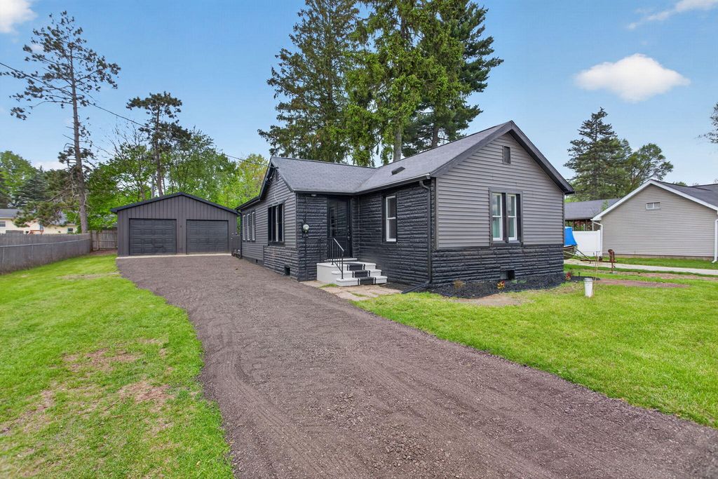 4078 Donnely Road, Leoni township