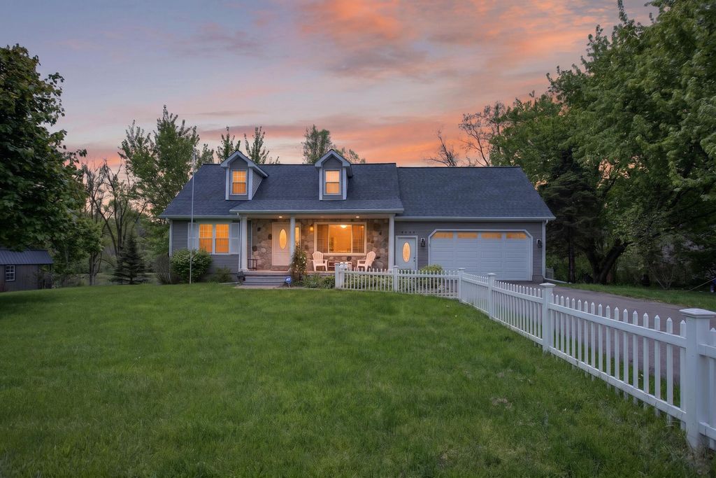 4359 Springbrook Lane, Summit township