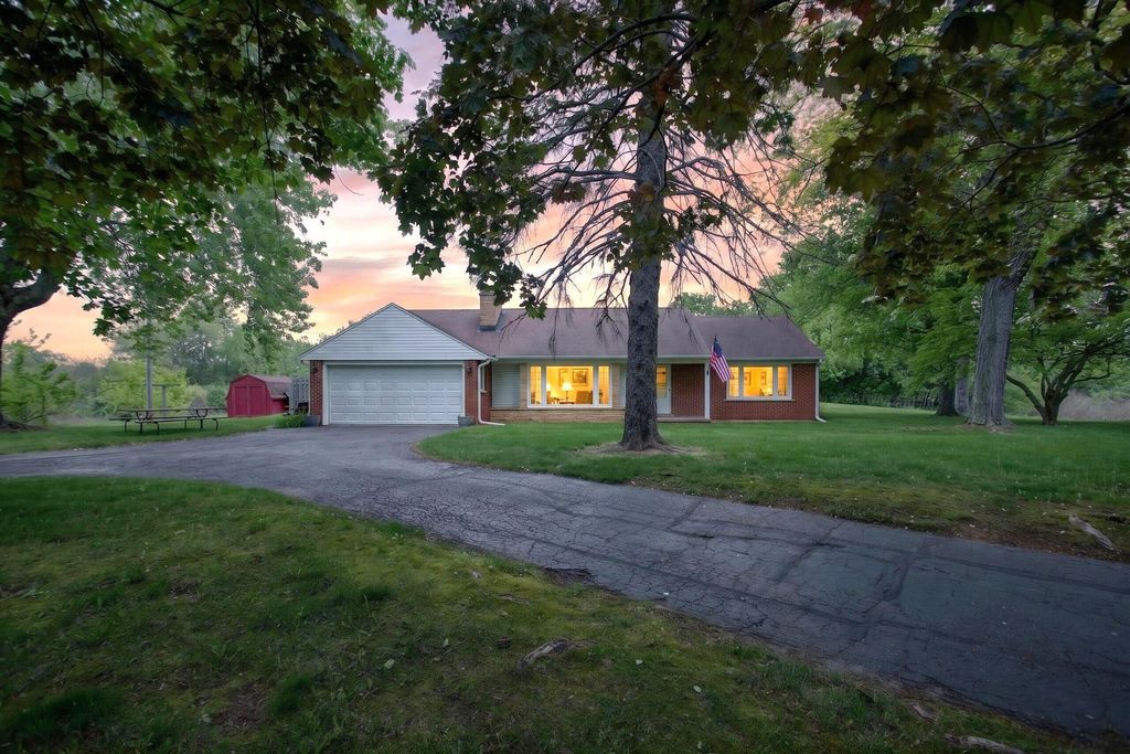 10260 Mack Island Road, Grass Lake charter township