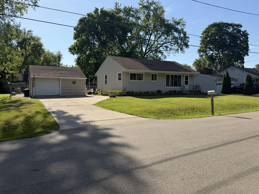 3456 Acacia Boulevard, Summit township