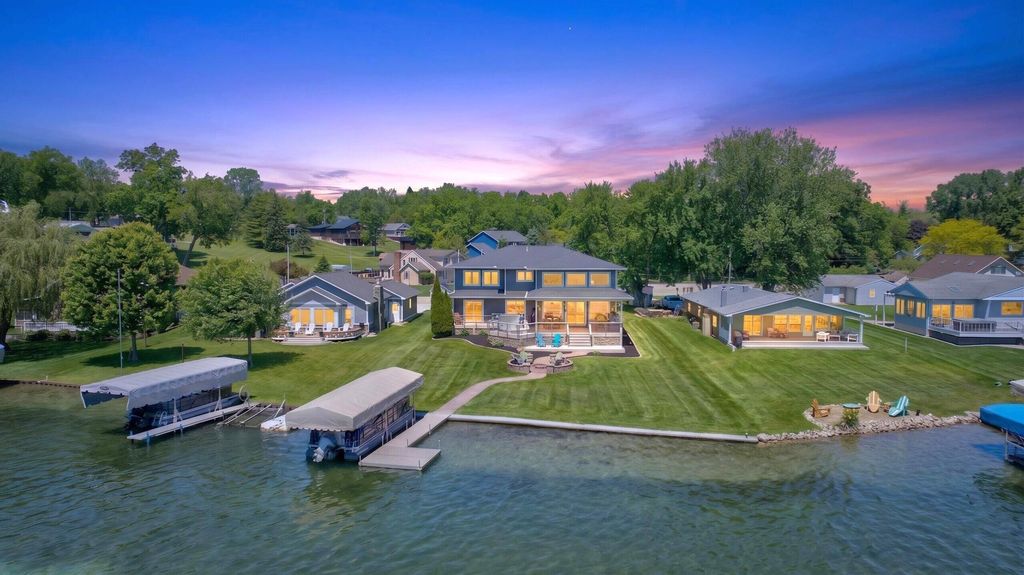 260 Pine Hill Lake Drive, Hanover township
