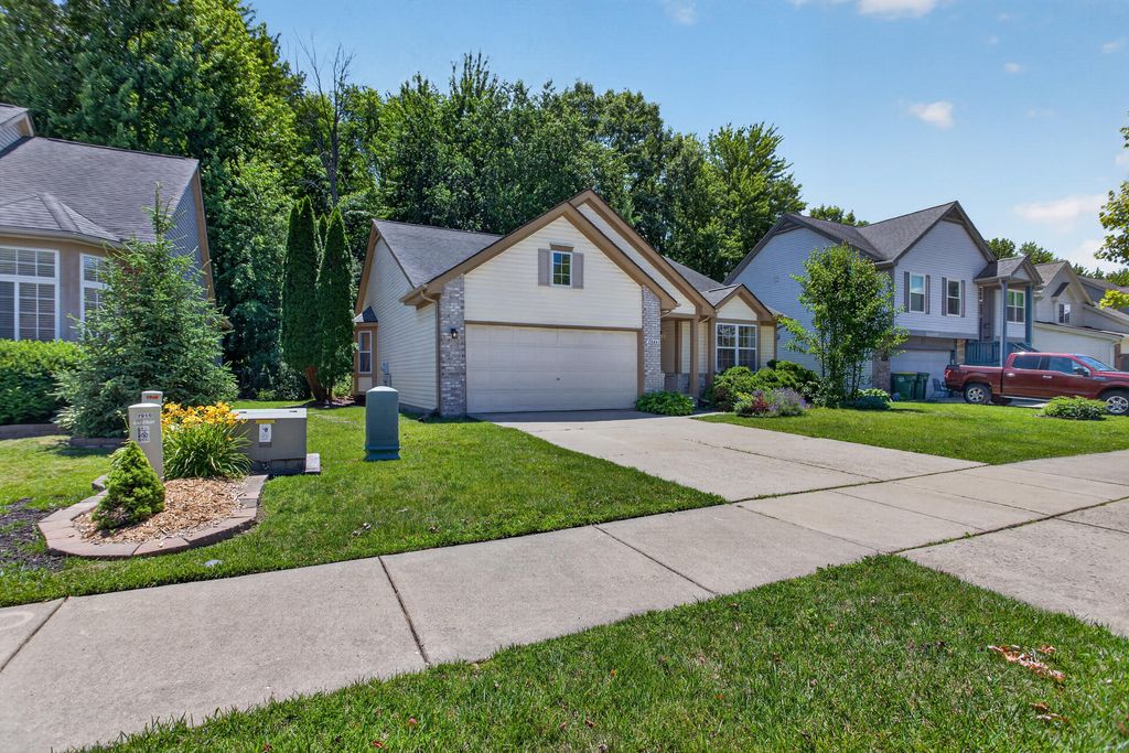 7944 Thornhill Drive, Ypsilanti