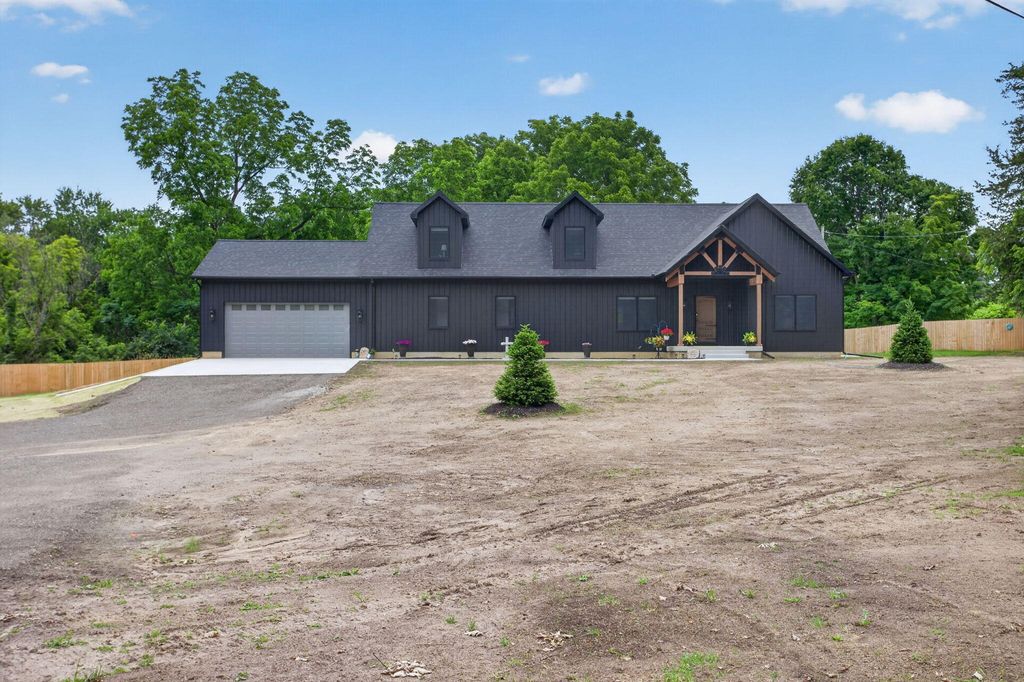 2855 S Dearing Road, Spring Arbor township