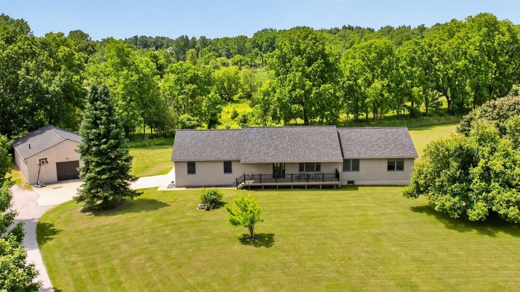 18167 W Austin Road, Manchester township