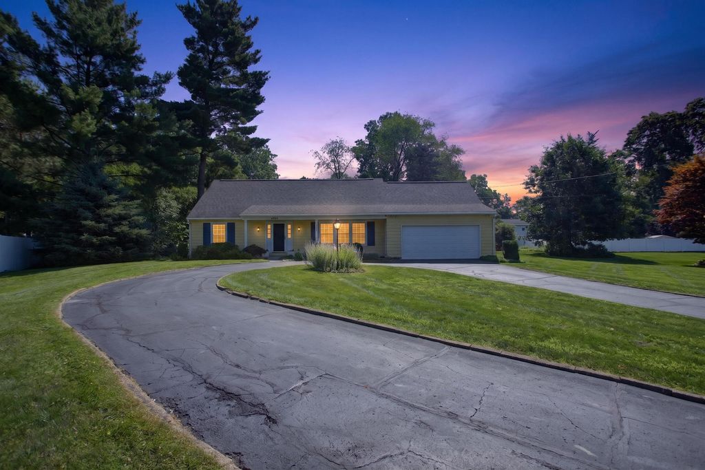 4745 Birch Haven Road, Blackman charter township