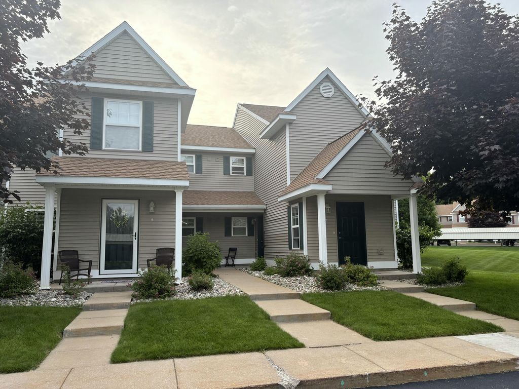 13553 Stover Court Unit: 1, Charlevoix