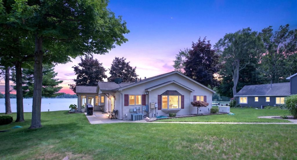 891 Morton Road, Unknown City